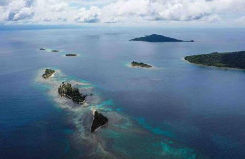 Cayos Cochinos House | Luxurious Round Cay