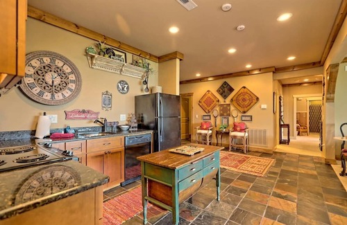 Young Harris House | Luxurious Sanctuary Summit - By Chatuge Home Concierge | Incredible Mountain & Lake Chatuge Views | Sleeps 19 | 6BR Retreat, fire pit, ping pong