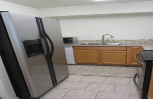 Rabbit Creek Apartment | Luxurious Secluded Hillside 1000 sq ft Studio on 5 acres