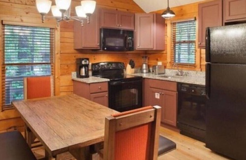 Gordonsville House | Luxurious Shenandoah Crossing, 1 Bedroom Townhome