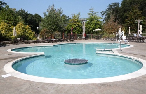 Gordonsville House | Luxurious Shenandoah Crossing, 1 Bedroom Townhome