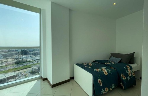 Dubai Festival City House | Luxurious Single Room- Olive