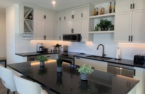 Golden Condo | Luxurious Ski Condo w/Hot Tub and Amazing Views
