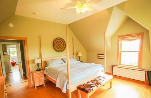Waitsfield House | Luxurious slopeside retreat