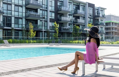 Big Bay Point Condo | Luxurious Stay at Friday Harbour Resort Lake Simcoe