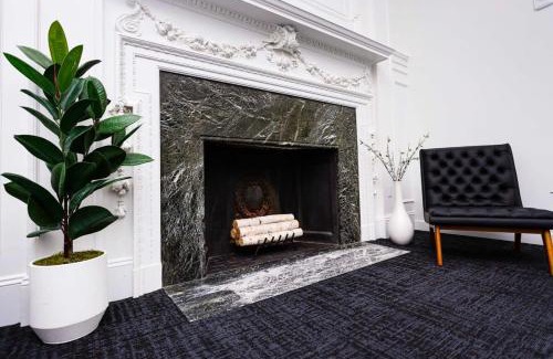 Fenway–Kenmore Apartment | Luxurious Studio in the Heart of Boston