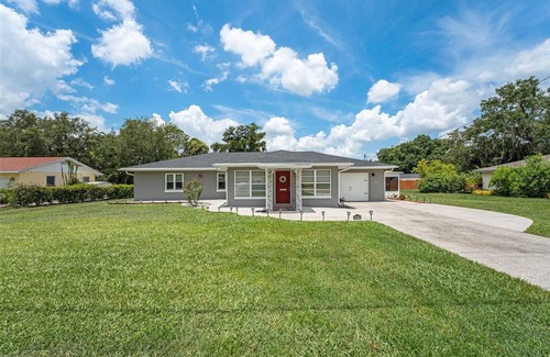 Winter Haven Apartment | Luxurious studio with WiFi and AC in wonderful Winter Haven