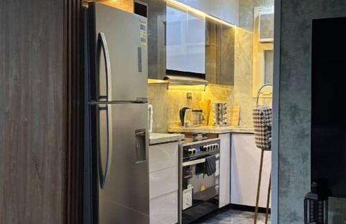 Warraq al Arab Apartment | Luxurious Stylish 2Bdr Residence in Kattameya