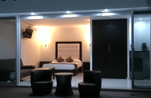 Los Pascuales Resort | Luxurious Surf Resort in Pascuales Mexico - Room #5 Private - On the Beach