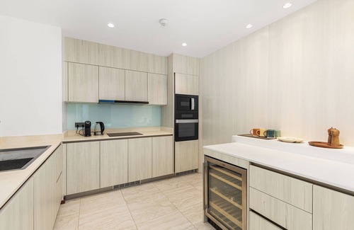 Choeng Thale Apartment | Luxurious Beachfront Penthouse