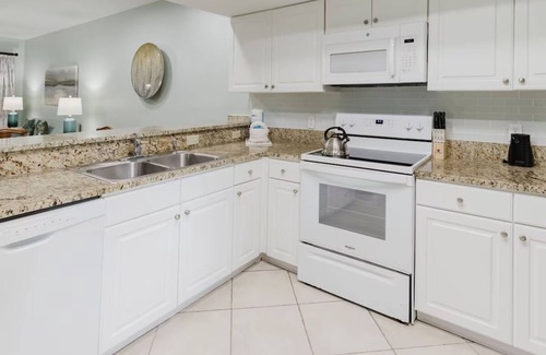 Shipyard Plantation Villa | Luxurious Two-Bedroom Villa