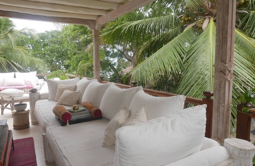 Malindi Marine National Park Apartment | LUXURIOUS TWO BEDROOM BEACH FRONT APARTMENT TO LET IN MALINDI