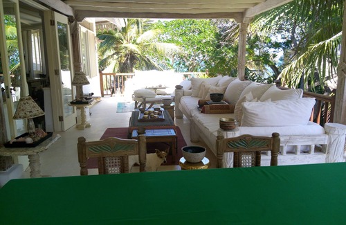 Malindi Marine National Park Apartment | LUXURIOUS TWO BEDROOM BEACH FRONT APARTMENT TO LET IN MALINDI
