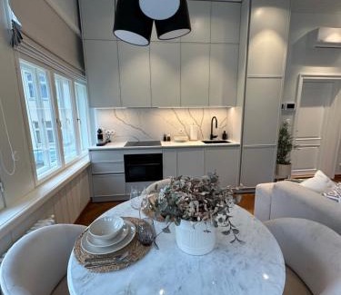 Old Town Apartment | Luxurious Vallikraavi apartment with Sauna, free parking