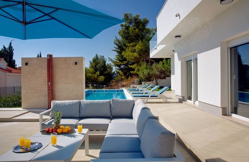 Podstrana Villa | Luxurious villa Elena near Split with large swimming pool and private Chef