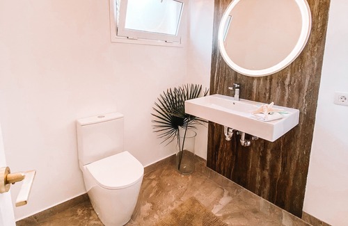 Costa Teguise Villa | Luxurious villa next to golf course!