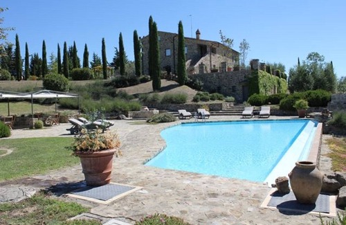Spedalicchio Villa | Luxurious villa on Tuscan/Umbria Border that sleeps up to 28