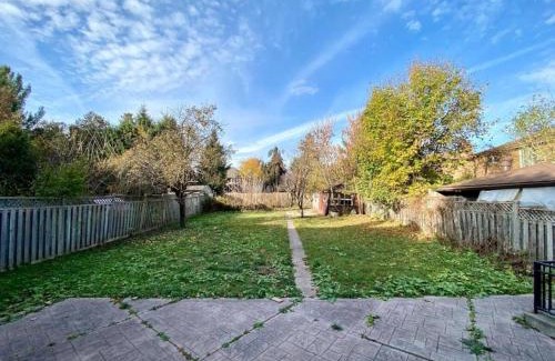 Richmond Hill Villa | Luxurious Villa with 6BR - Garden - Free Parking