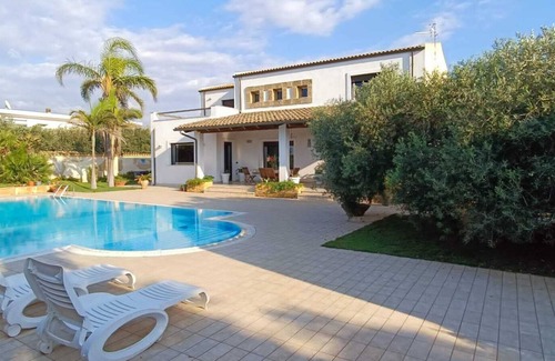 Petrosino Villa | Luxurious villa with swimming pool