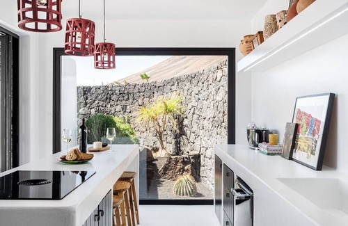 Macher Villa | Luxurious Villa with Pool, Panoramic Views, Terrace, Garden, Air Conditioning and Wi-Fi