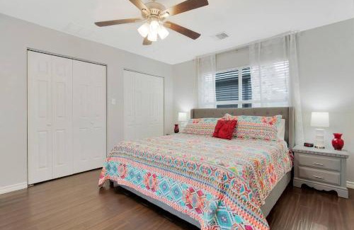 Downtown San Antonio Villa | Luxurious Villa with Private GAME ROOM – Your Ultimate Retreat for Fun and Relaxation!