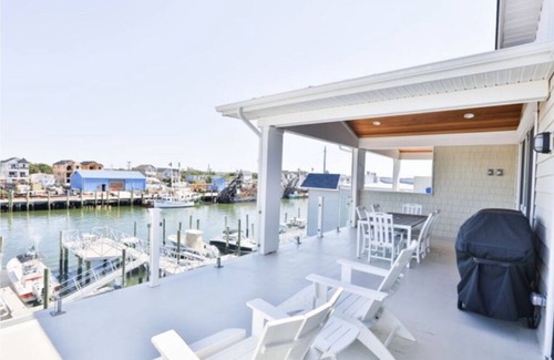 Wildwood House | Luxurious Waterfront New Construction Home w/Elevator