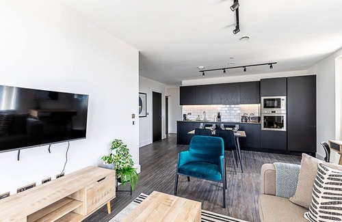Kensal Green Apartment | Luxurious West London Apartment