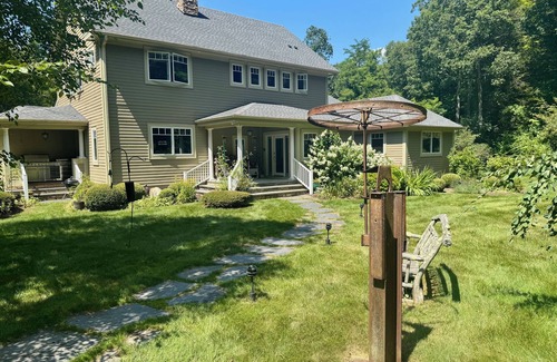 Great Barrington House | Luxuriously Comfortable Country Home