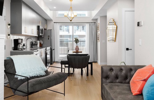 Harvie Heights House | Luxuriously Cozy 3-bedroom Townhouse in Harvey Heights - 2 min to Banff Gate