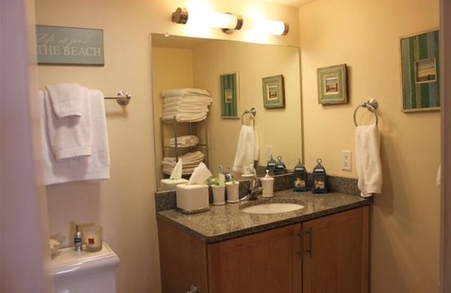 Dewey Beach Condo | Luxury 1 bed/2 bath in the heart of Dewey!