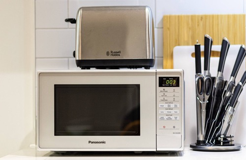 Stoney Middleton Apartment | Luxury 1 bedroom apartment in the pretty village of Stoney Middleton. Sleeps 2