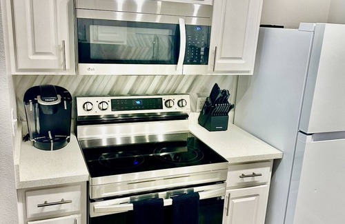 Centennial Hills Condo | Luxury 1 Bedroom, 1 Bathroom Las Vegas Condo