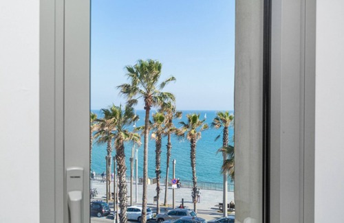 Barceloneta Apartment | Luxury 1 bedroom apartment with private rooftop terrace in Barceloneta