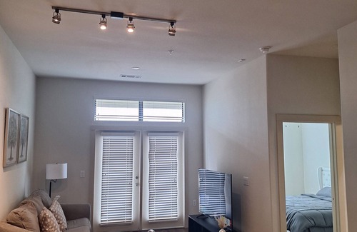 George Bush Park/Eldridge Apartment | Luxury 1-bedroom apartment in fabulous energy corridor Houston TX