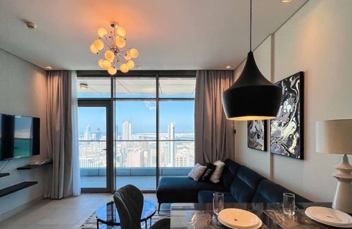 Al Hoora House | Luxury 1-bedroom apartment in Diplomatic Area with WiFi, Gym Cinema, pool.