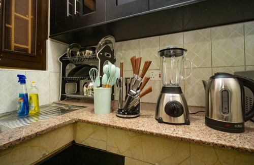 Kampala Condo | Luxury 1 Bedroom Condo - Easy Access to Downtown