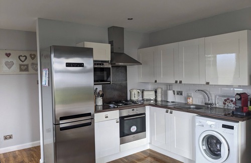 Isle of Lewis Cottage | Luxury 1 bedroomed cottage, sits on the waters edge with breathtaking views.