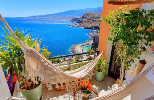 Tabaiba Apartment | Luxury 1 Minute To The Beach & Salt Pool