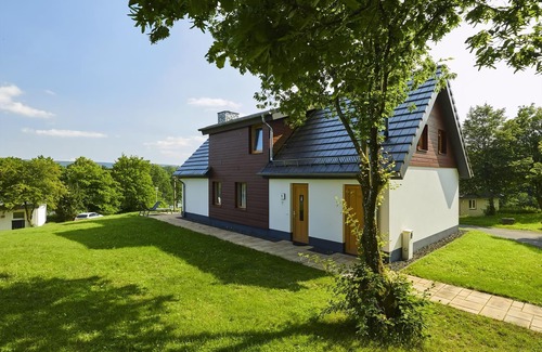 Kell am See House | Luxury 12-person bungalow in the holiday park Landal Hochwald