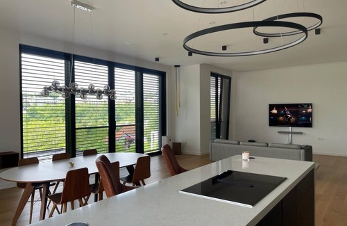 Savski Venac Apartment | Luxury 135sqm, 2 Bedroom apartment on Dedinje, Belgrade, with beautiful view.