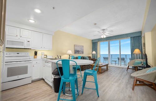 Brush - Stewarts Condo | Luxury 16th Floor 1 BR Condo Direct Oceanfront Wyndham Ocean Walk Resort Daytona Beach | 1608