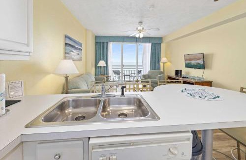 Brush - Stewarts House | Luxury 17th Floor 1 BR Condo Direct Oceanfront Wyndham Ocean Walk Resort Daytona Beach | 1702