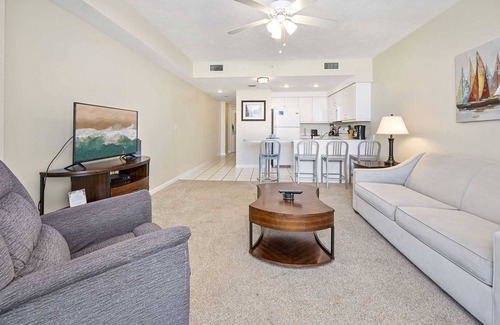 Brush - Stewarts Condo | Luxury 18th Floor 1 BR Condo Direct Oceanfront Wyndham Ocean Walk Resort Daytona Beach | 1808