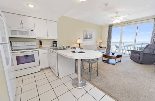 Brush - Stewarts Condo | Luxury 18th Floor 1 BR Condo Direct Oceanfront Wyndham Ocean Walk Resort Daytona Beach | 1808