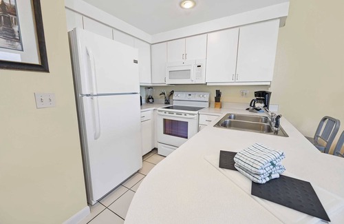 Brush - Stewarts Condo | Luxury 18th Floor 1 BR Condo Direct Oceanfront Wyndham Ocean Walk Resort Daytona Beach | 1808