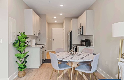 Northern Liberties Apartment | Luxury 1BD | 2 Beds | Northern Liberties