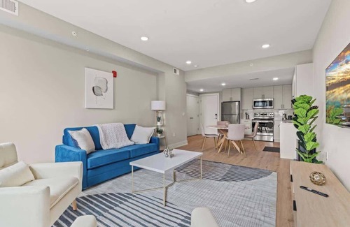 Northern Liberties Apartment | Luxury 1BD | 3 Beds | Northern Liberties