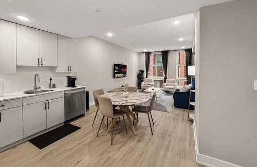 Northern Liberties Apartment | Luxury 1BD | 3 Beds | Northern Liberties