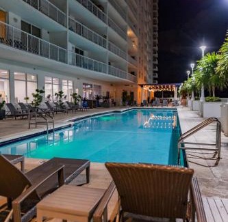 Brickell Apartment | Luxury 1BD Apt in Downtown Brickell free parking