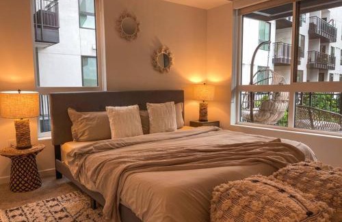 Hollywood Apartment | Luxury 1BDR centrally located in Hollywood